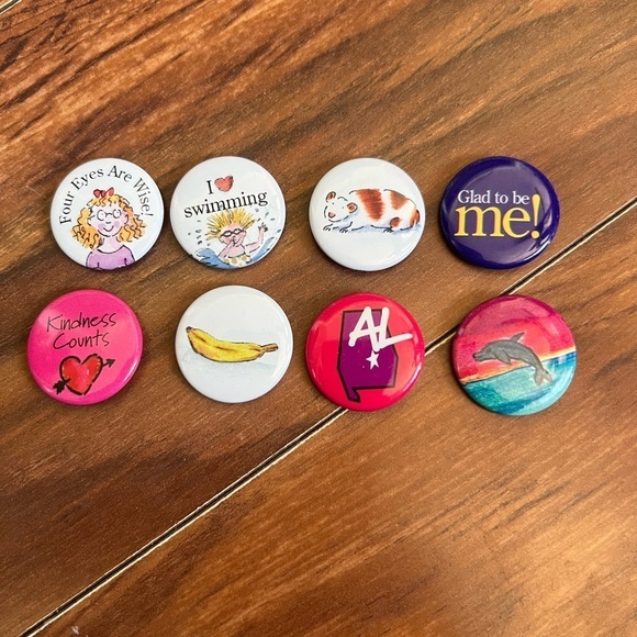 American Girl Other - Vintage American Girl Doll Pins